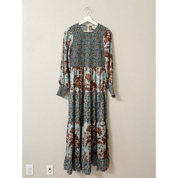 Tuckernuck Libby Maxi Dress Robin Egg Blue Floral Smocked Long Sleeve Size Large - Picture 2 of 6